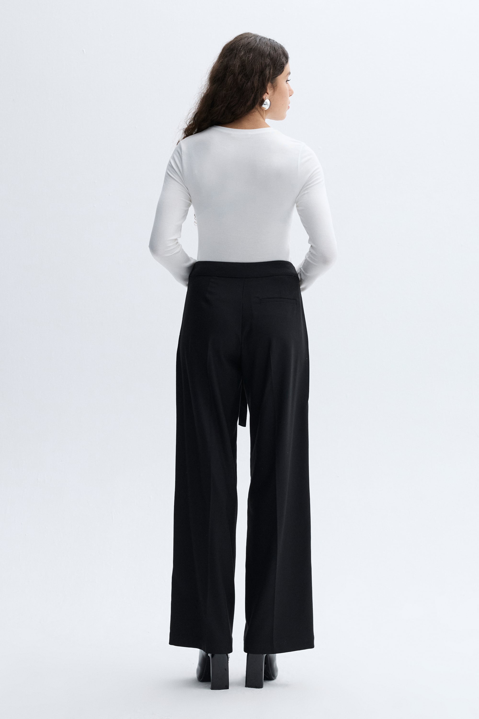 MODAL KARIŞIMLI BİSİKLET YAKA UZUN KOLLU T-SHIRT