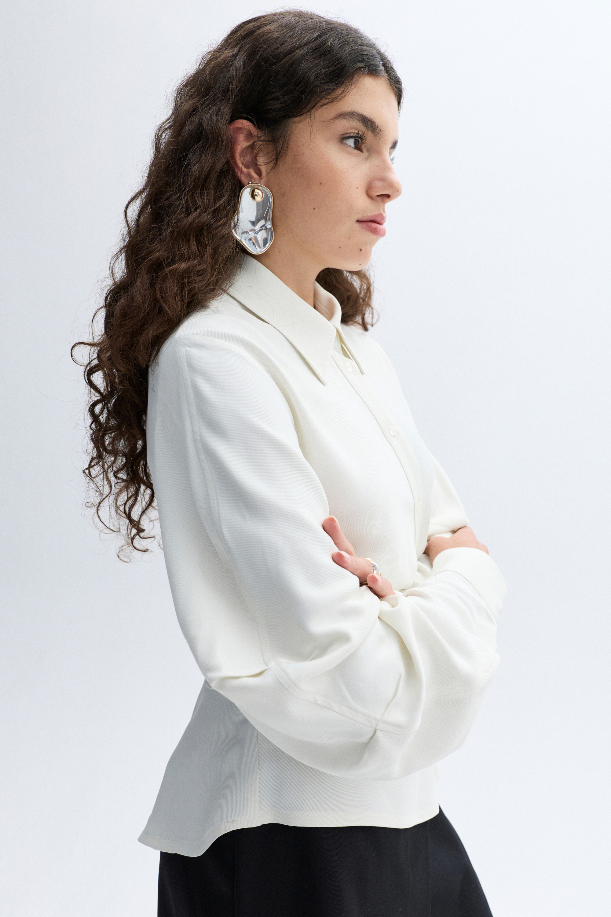 DRAPELİ UZUN KOLLU GÖMLEK