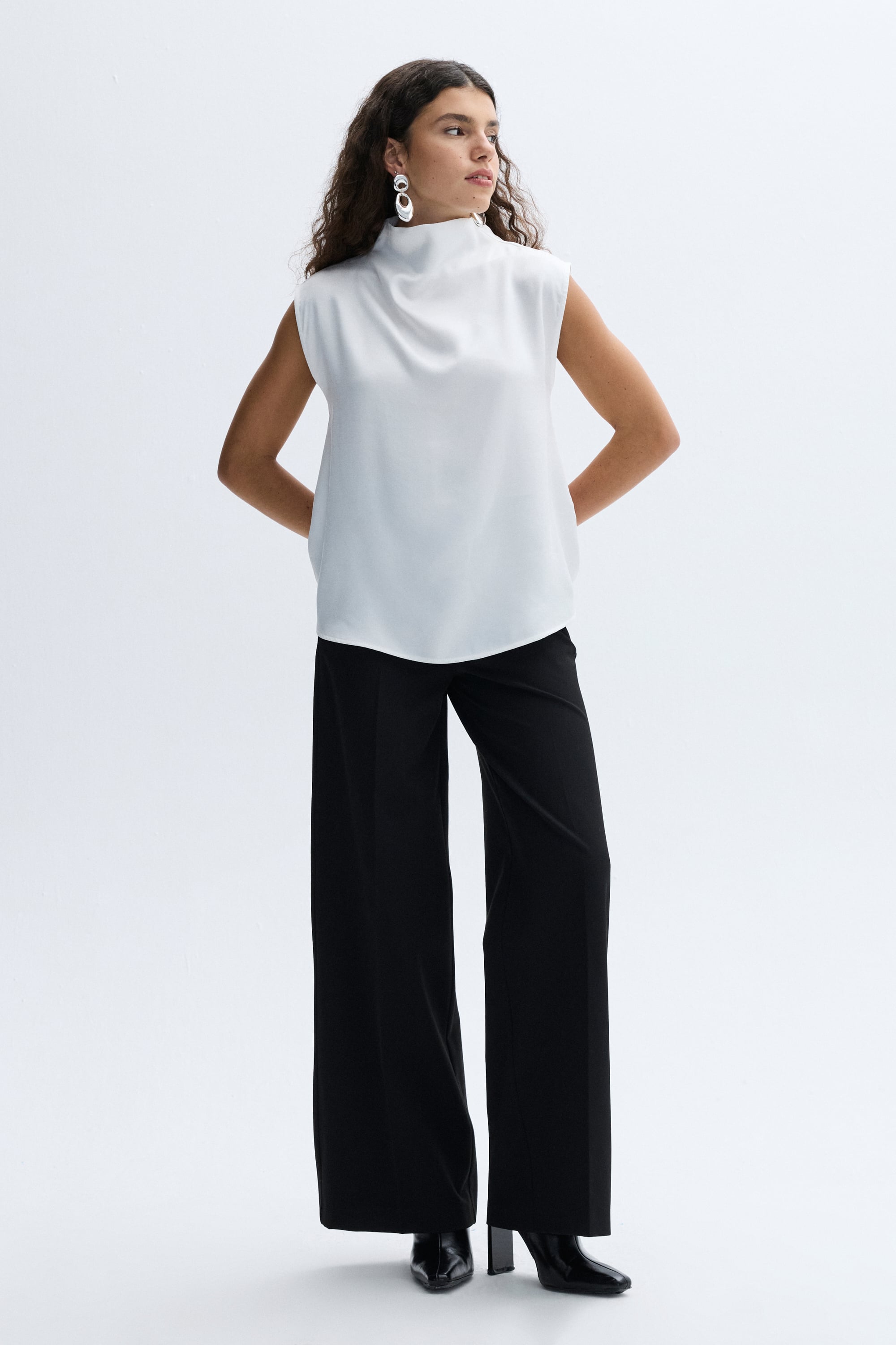 WIDE LEG PİLELİ PANTOLON