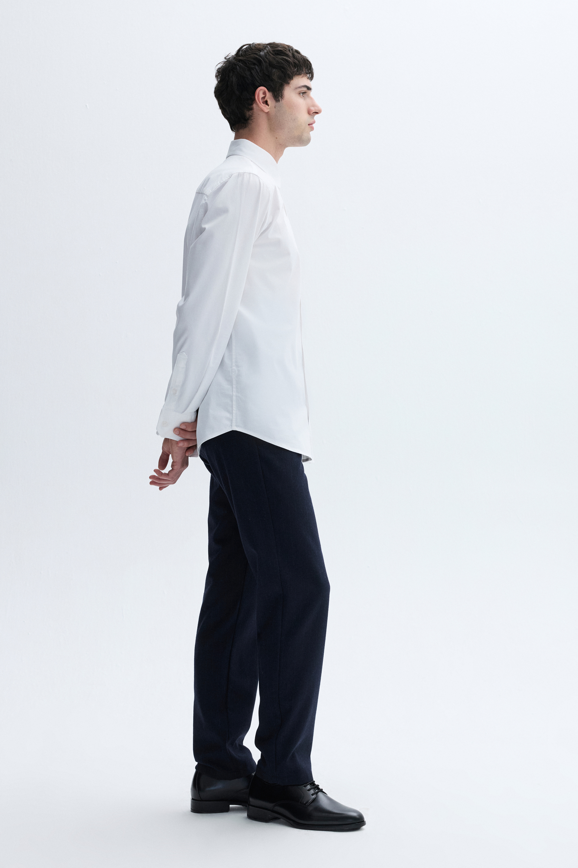 REGULAR FIT UZUN KOLLU CASUAL GÖMLEK