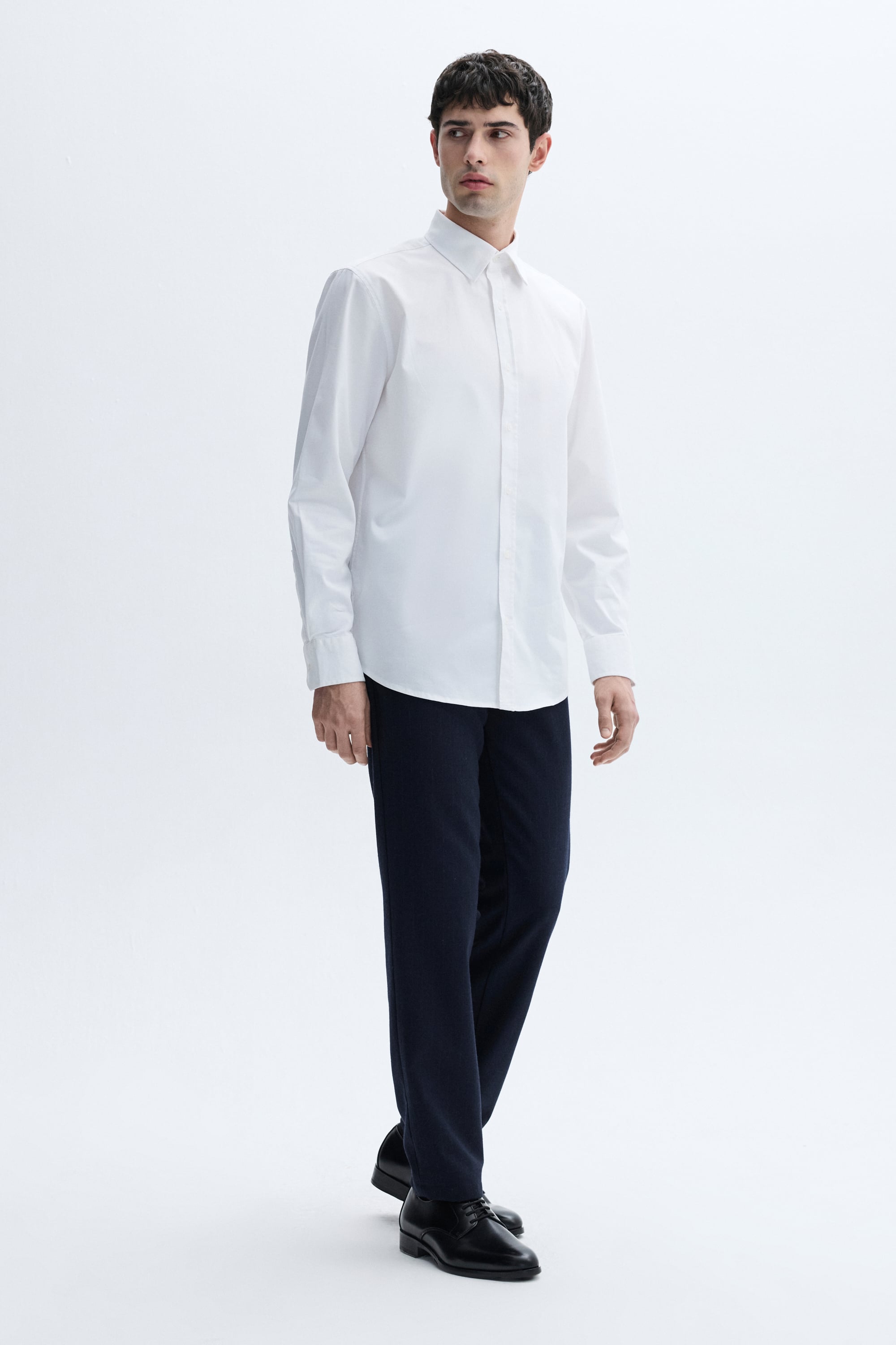 REGULAR FIT UZUN KOLLU CASUAL GÖMLEK