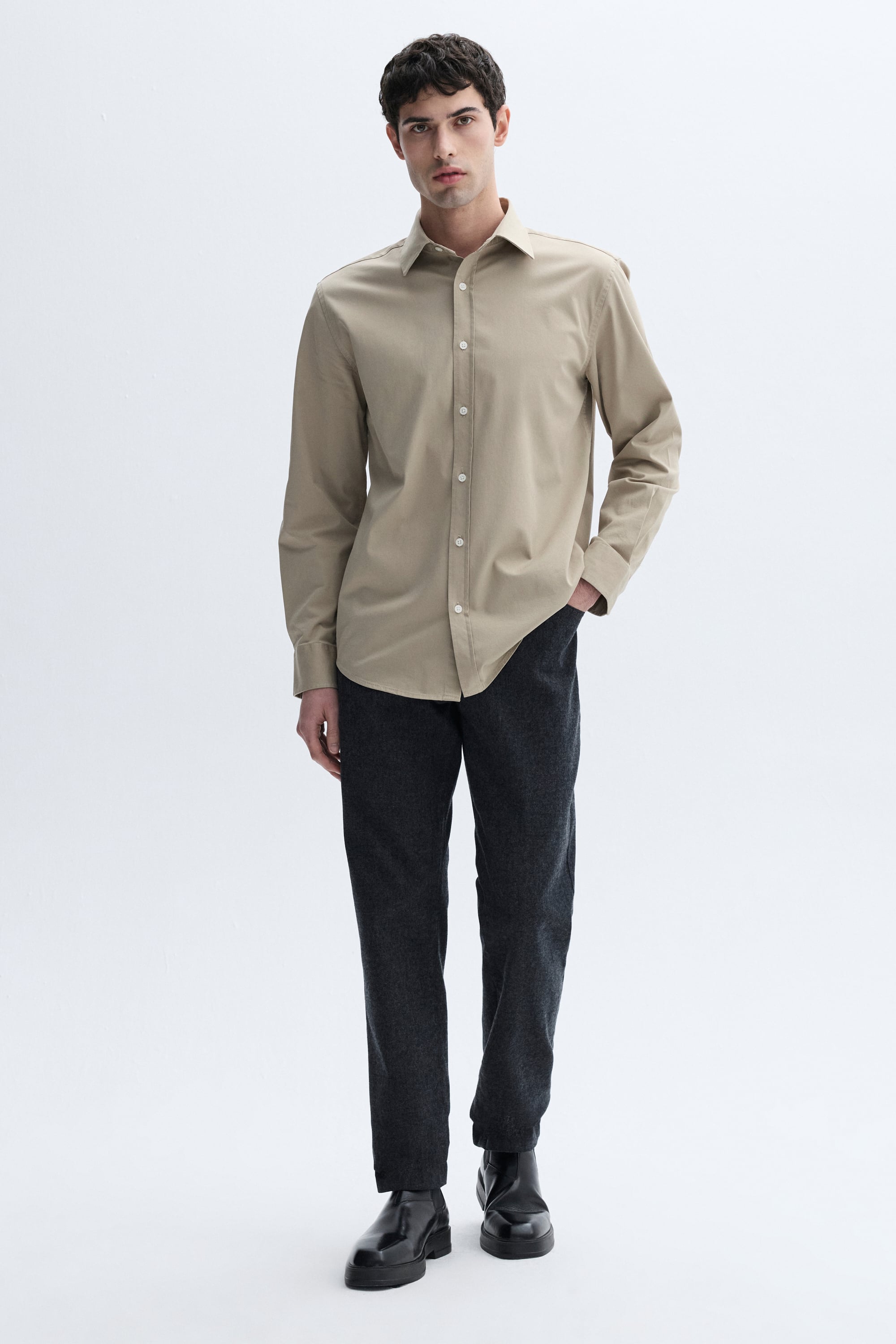 REGULAR FIT UZUN KOLLU CASUAL GÖMLEK