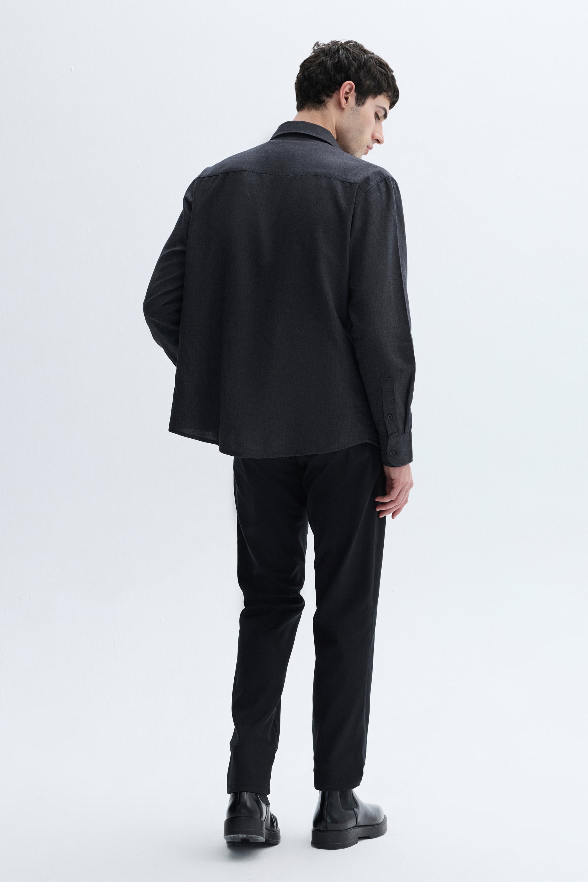 REGULAR FIT UZUN KOLLU GÖMLEK