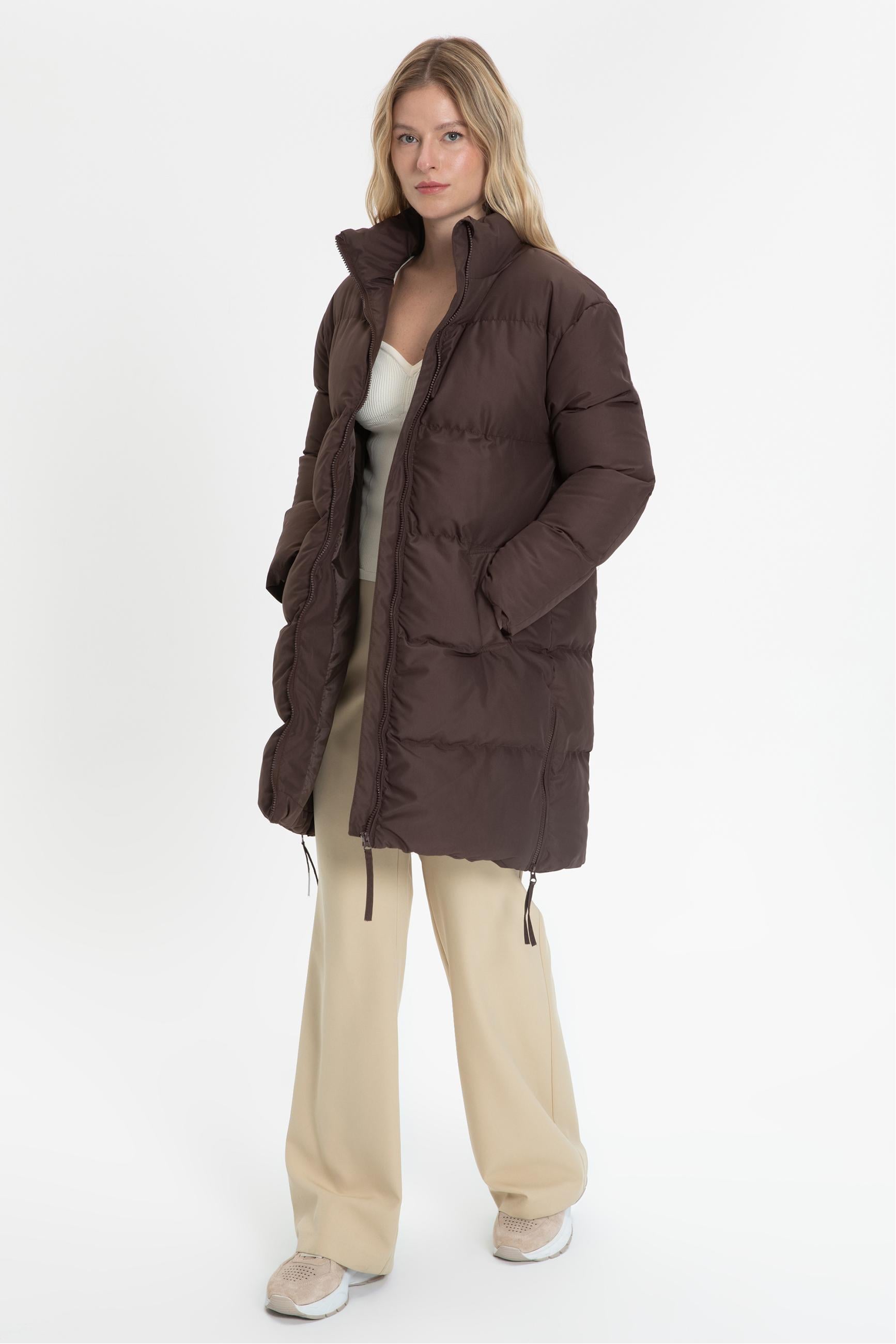 KAPİTONELİ DİK YAKA ŞİŞME MONT