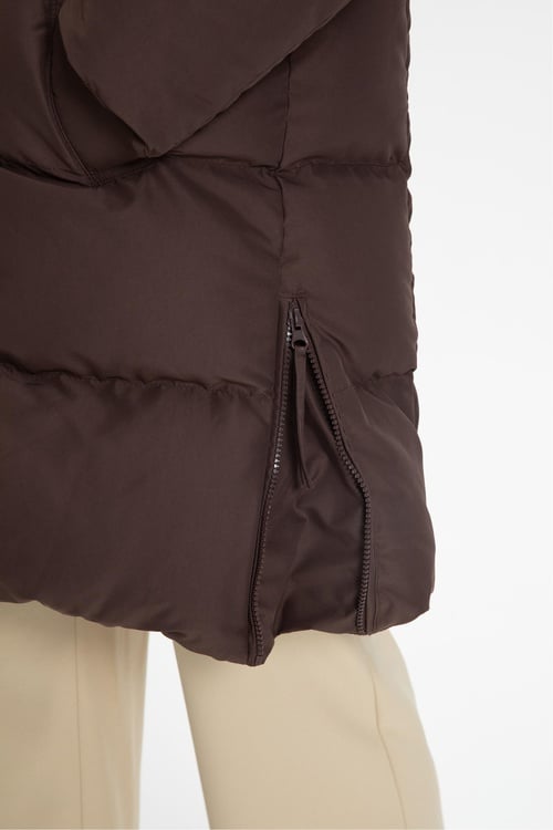  KAPİTONELİ DİK YAKA ŞİŞME MONT