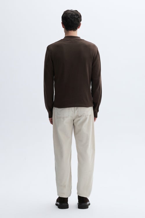 FERMUARLI DİK YAKA TRİKO KAZAK