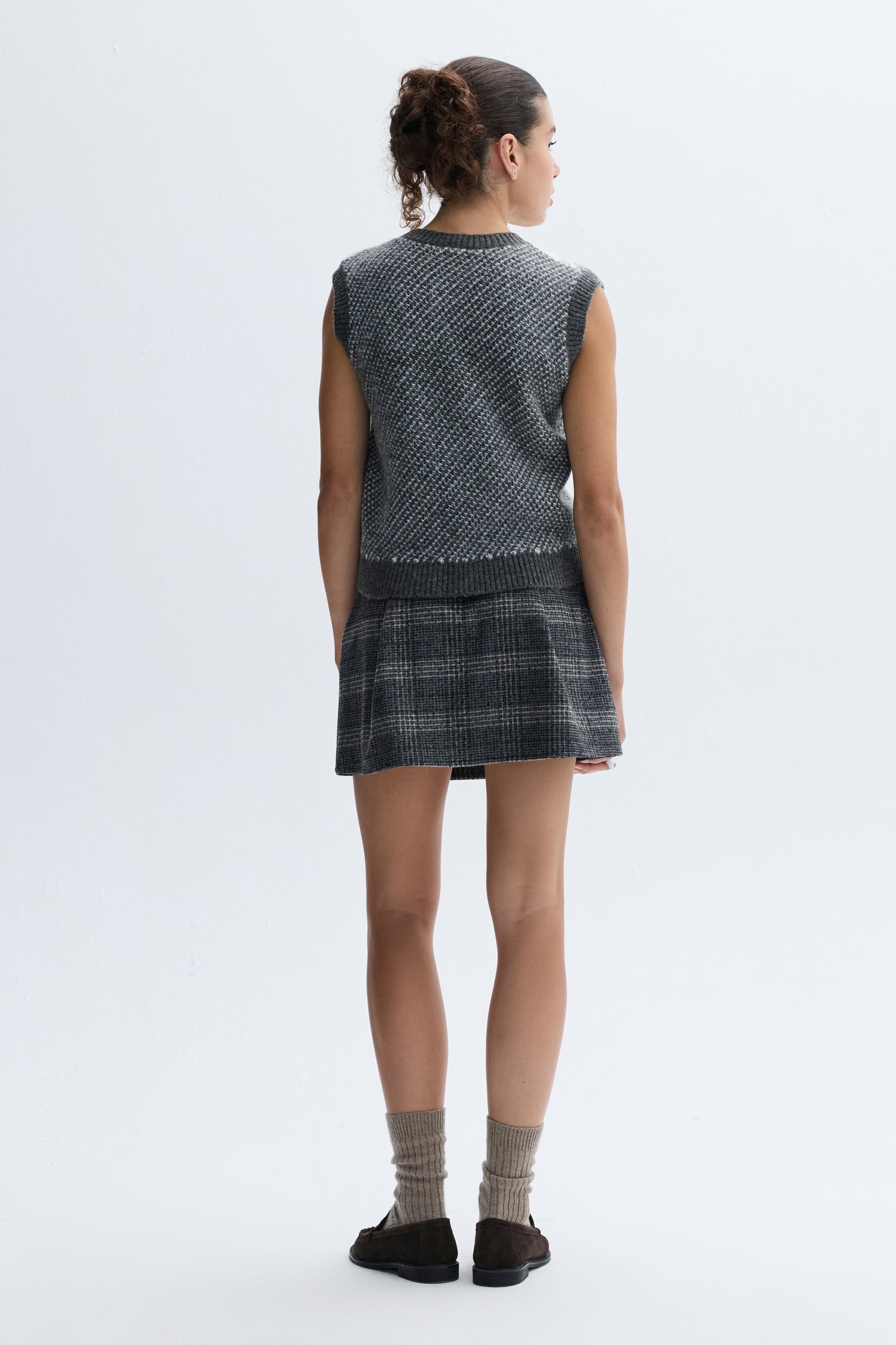 JAKARLI BİSİKLET YAKA SÜVETER