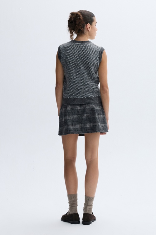 JAKARLI BİSİKLET YAKA SÜVETER