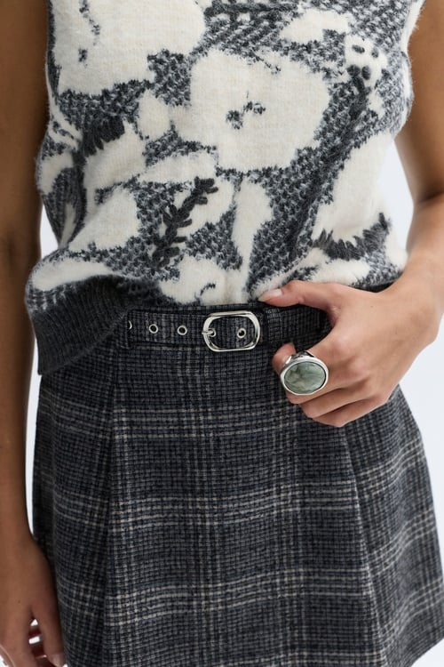 JAKARLI BİSİKLET YAKA SÜVETER