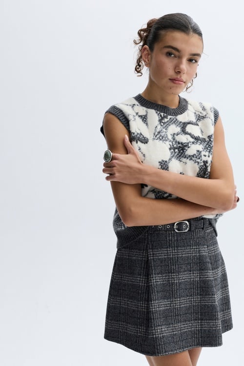 JAKARLI BİSİKLET YAKA SÜVETER