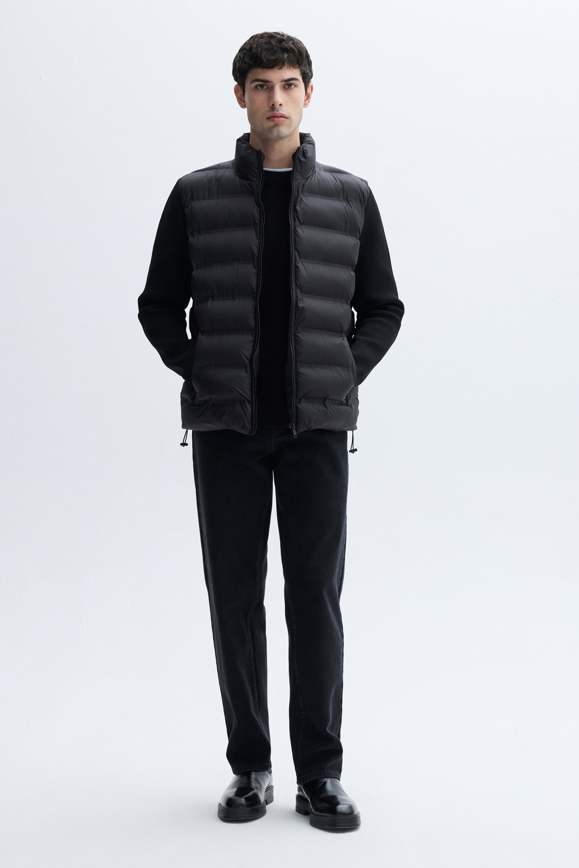 DİK YAKA KOL DETAYLI ŞİŞME MONT