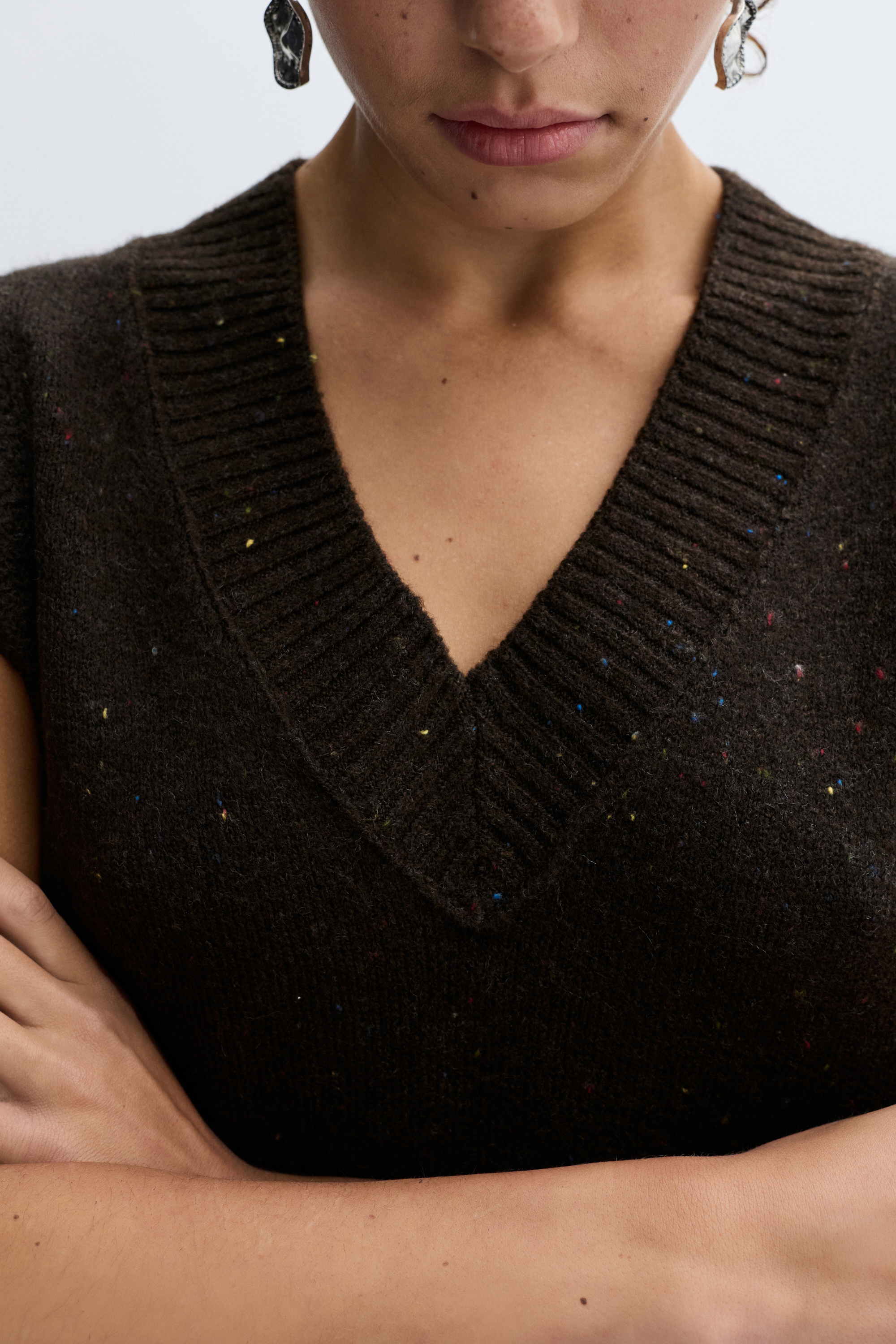 LOOSE FIT TEKSTÜRLÜ V YAKA SÜVETER