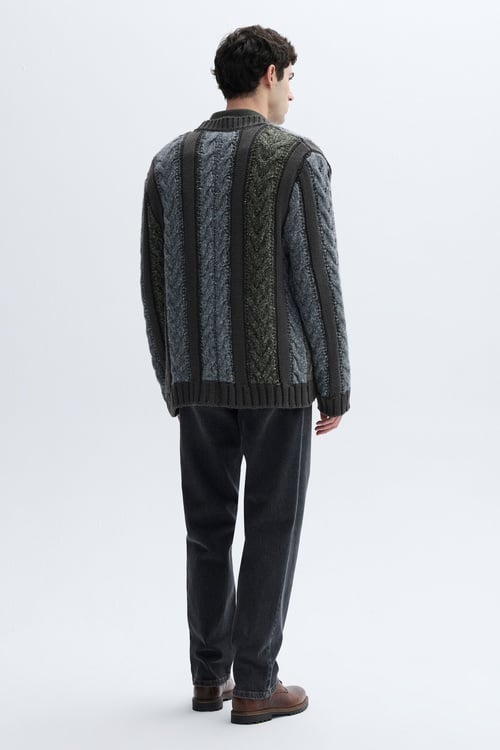 RENK BLOKLU LOOSE FIT V YAKA HIRKA