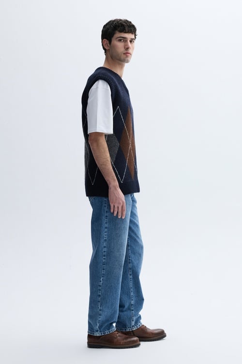 JAKARLI V YAKA KOLSUZ KAZAK