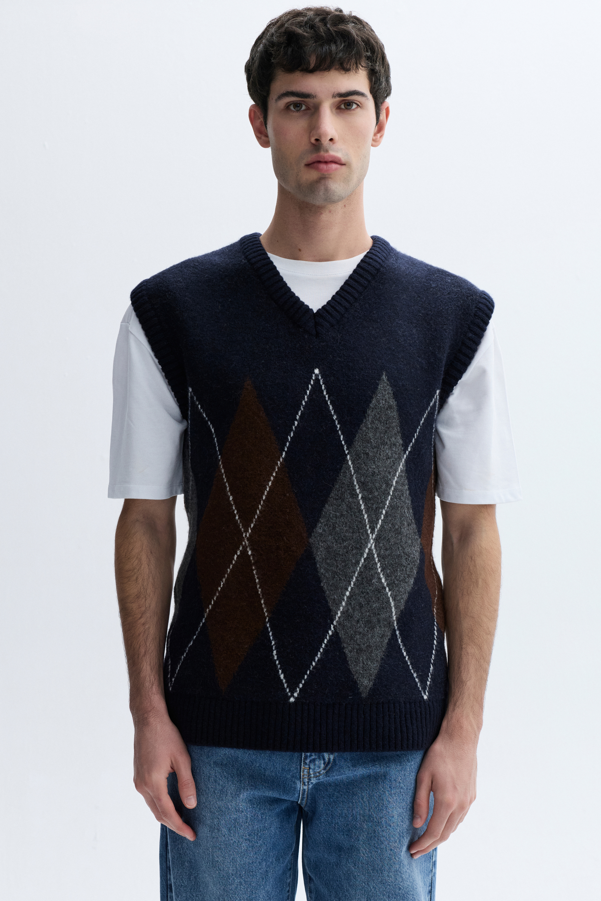 JAKARLI V YAKA KOLSUZ KAZAK