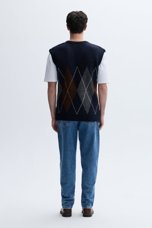 JAKARLI V YAKA KOLSUZ KAZAK