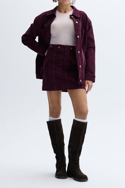 KEMER DETAYLI KADİFE DOKULU MİNİ ETEK