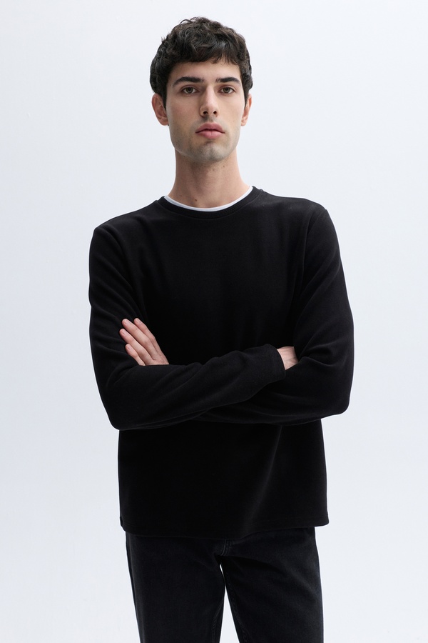 YAKA DETAYLI BİSİKLET YAKA SWEATSHIRT