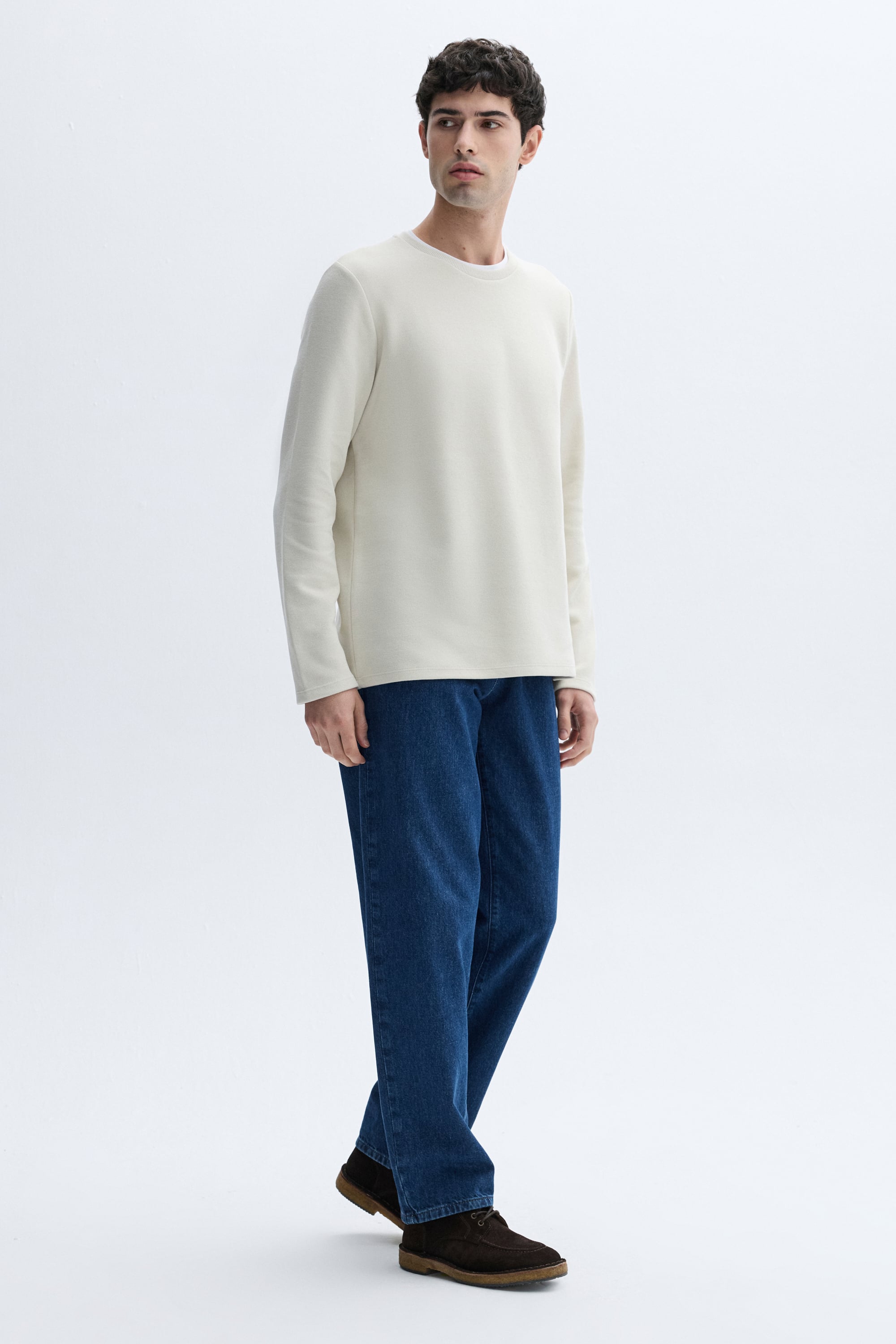 YAKA DETAYLI BİSİKLET YAKA SWEATSHIRT