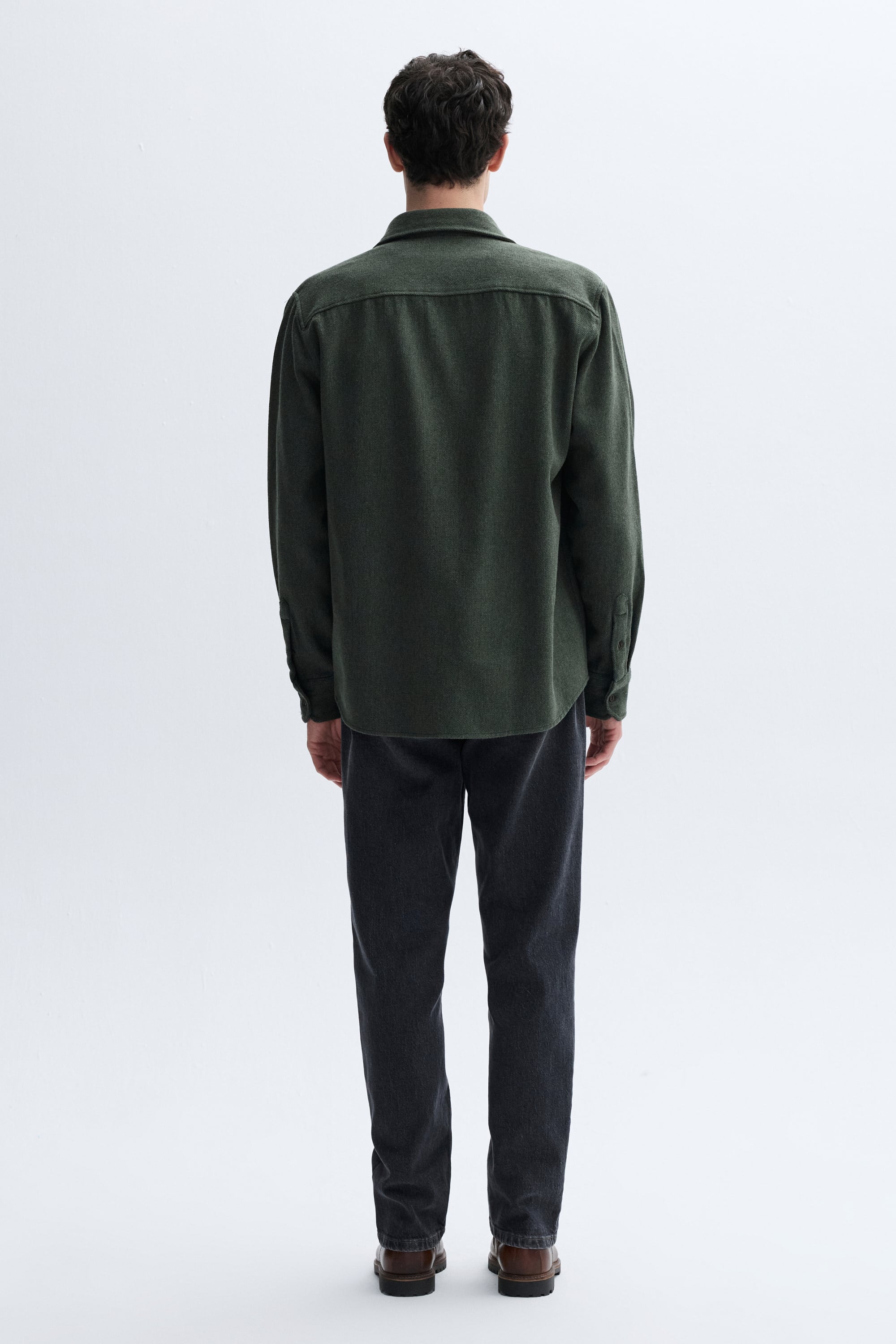 REGULAR FIT UZUN KOLLU CASUAL GÖMLEK