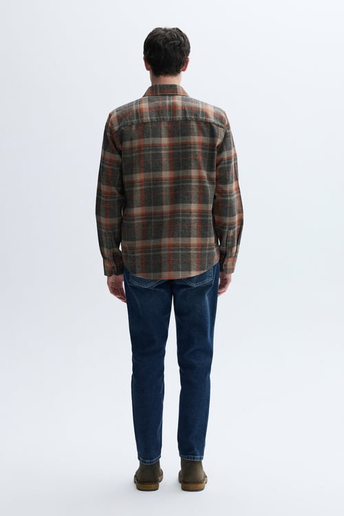 EKOSELİ REGULAR FIT UZUN KOLLU GÖMLEK