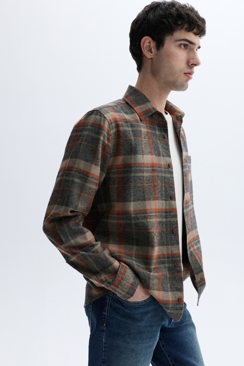 EKOSELİ REGULAR FIT UZUN KOLLU GÖMLEK