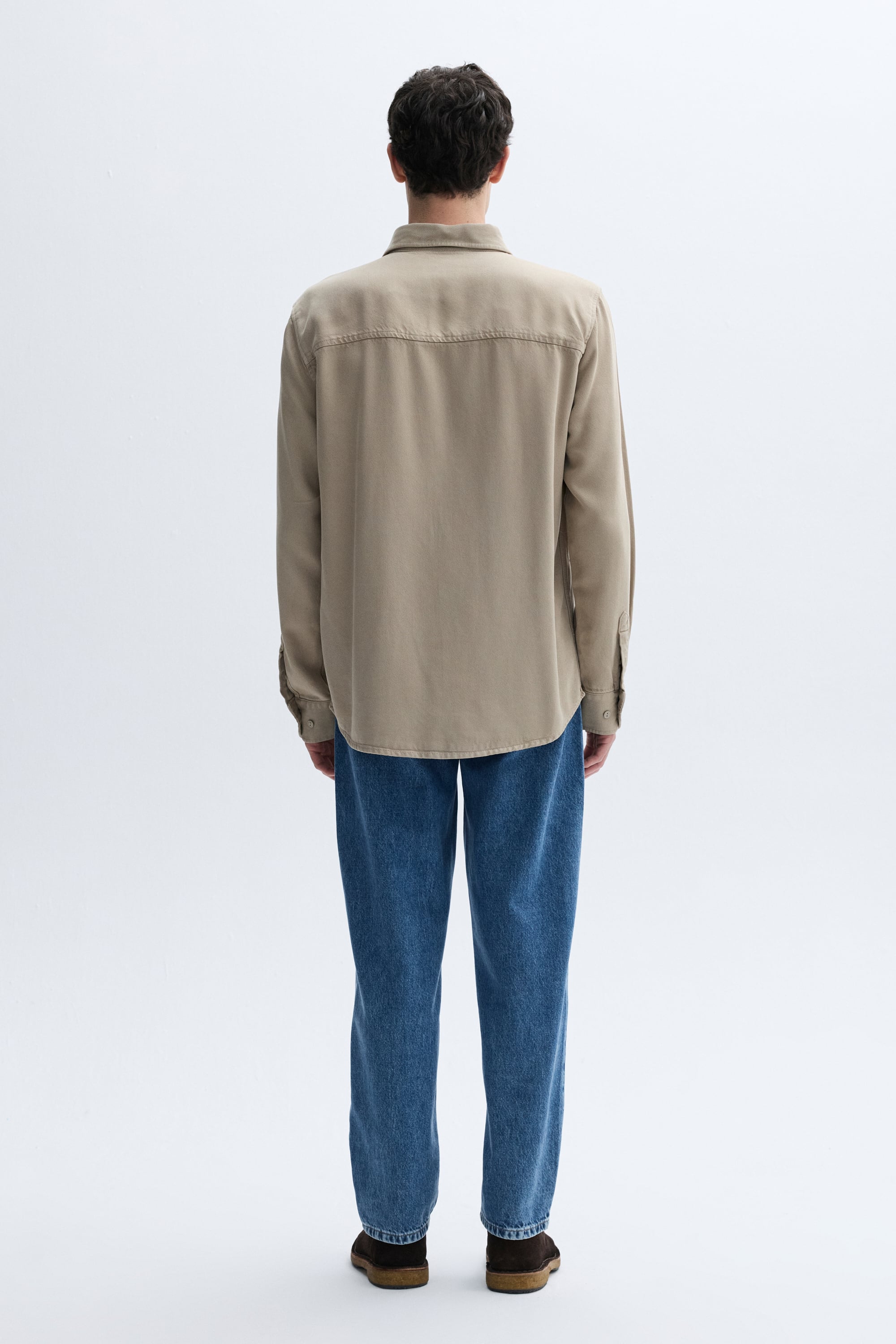 REGULAR FIT UZUN KOLLU LİYOSEL GÖMLEK