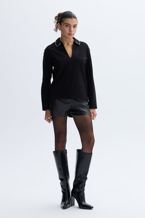 TAŞLI POLO YAKA SWEATSHIRT