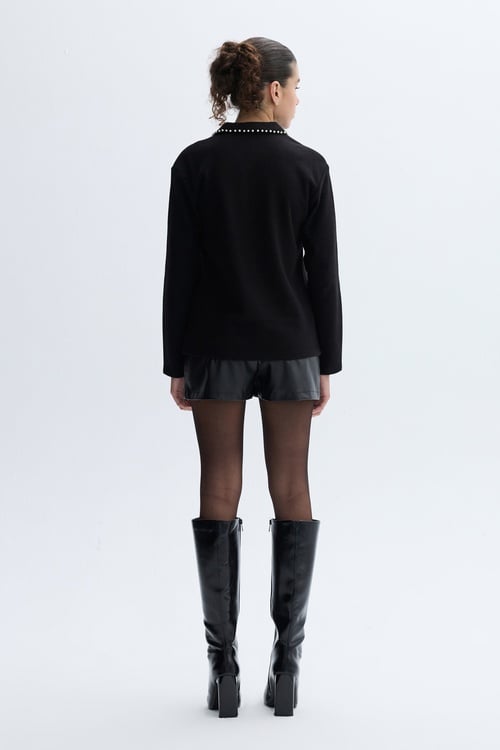 TAŞLI POLO YAKA SWEATSHIRT