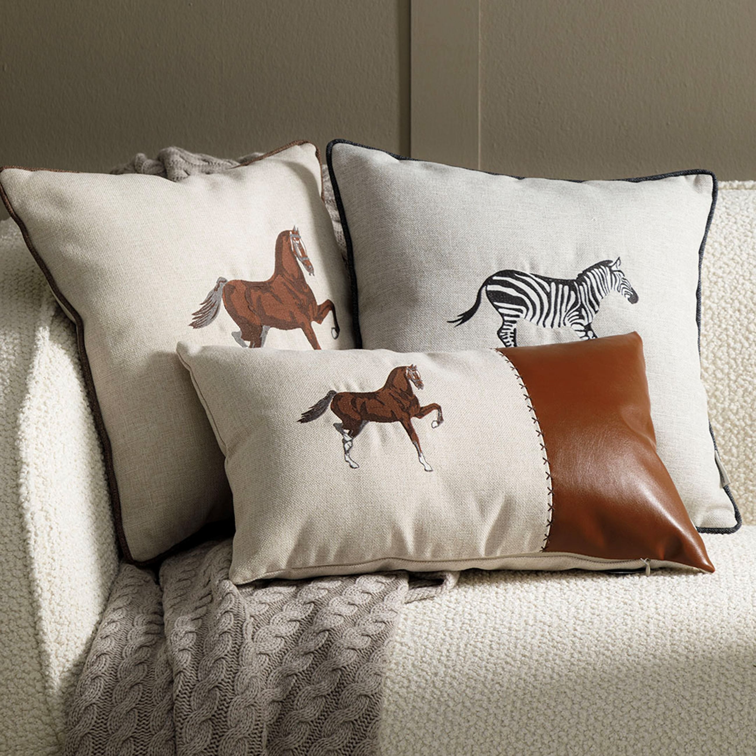 WILD AT KIRLENT EKRU 31X50