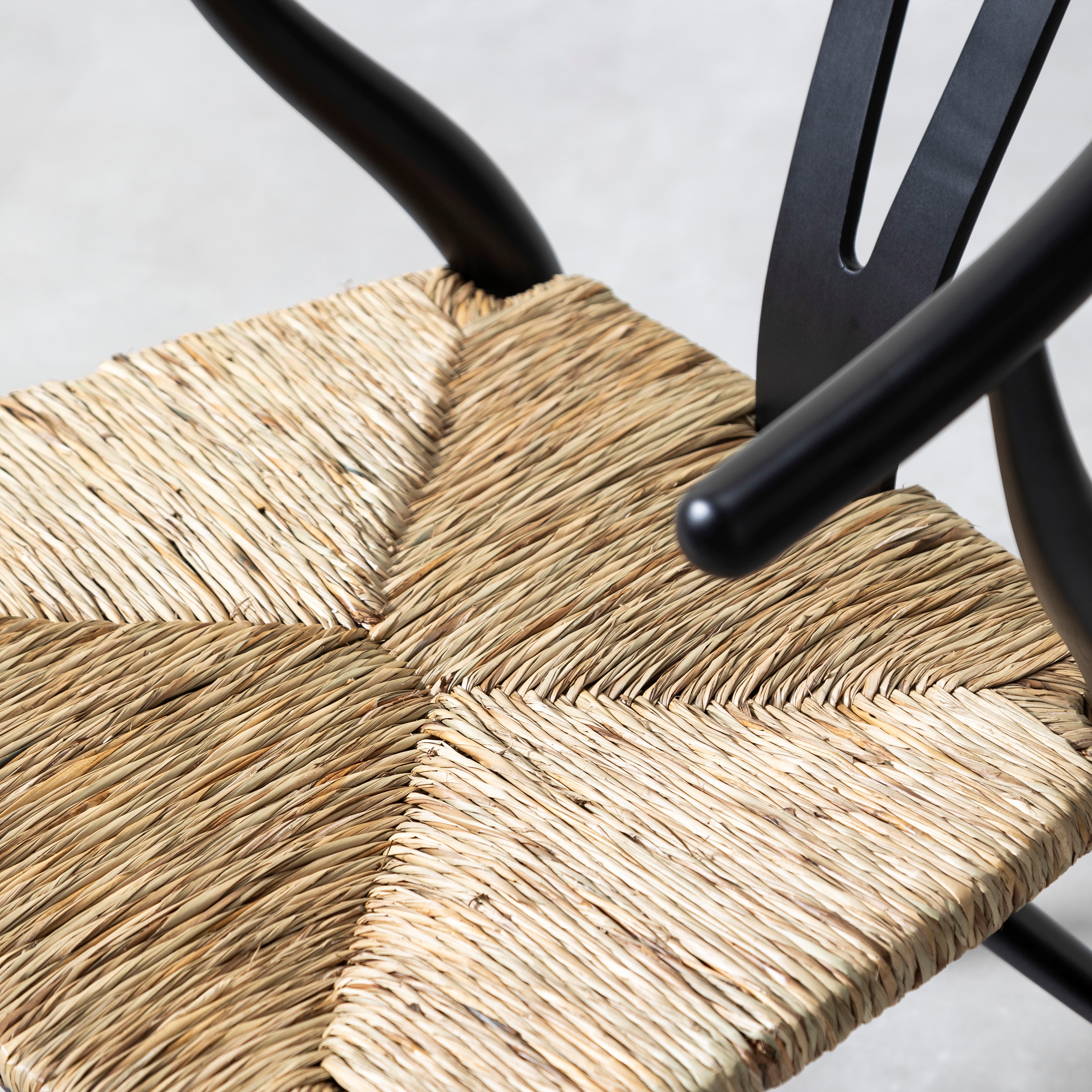 DANISH MASİF AHŞAP SANDALYE SİYAH