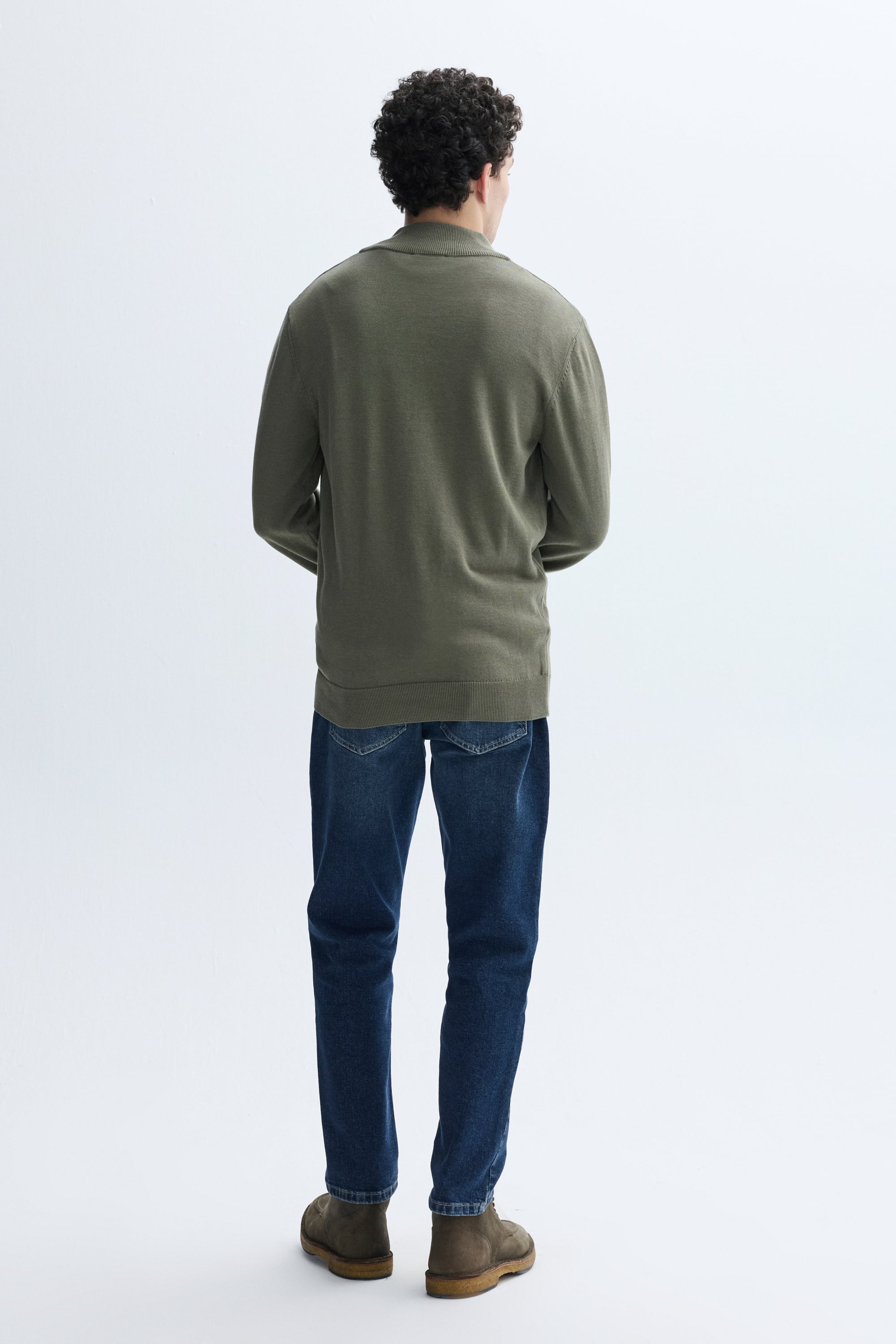 FERMUARLI DİK YAKA TRİKO KAZAK