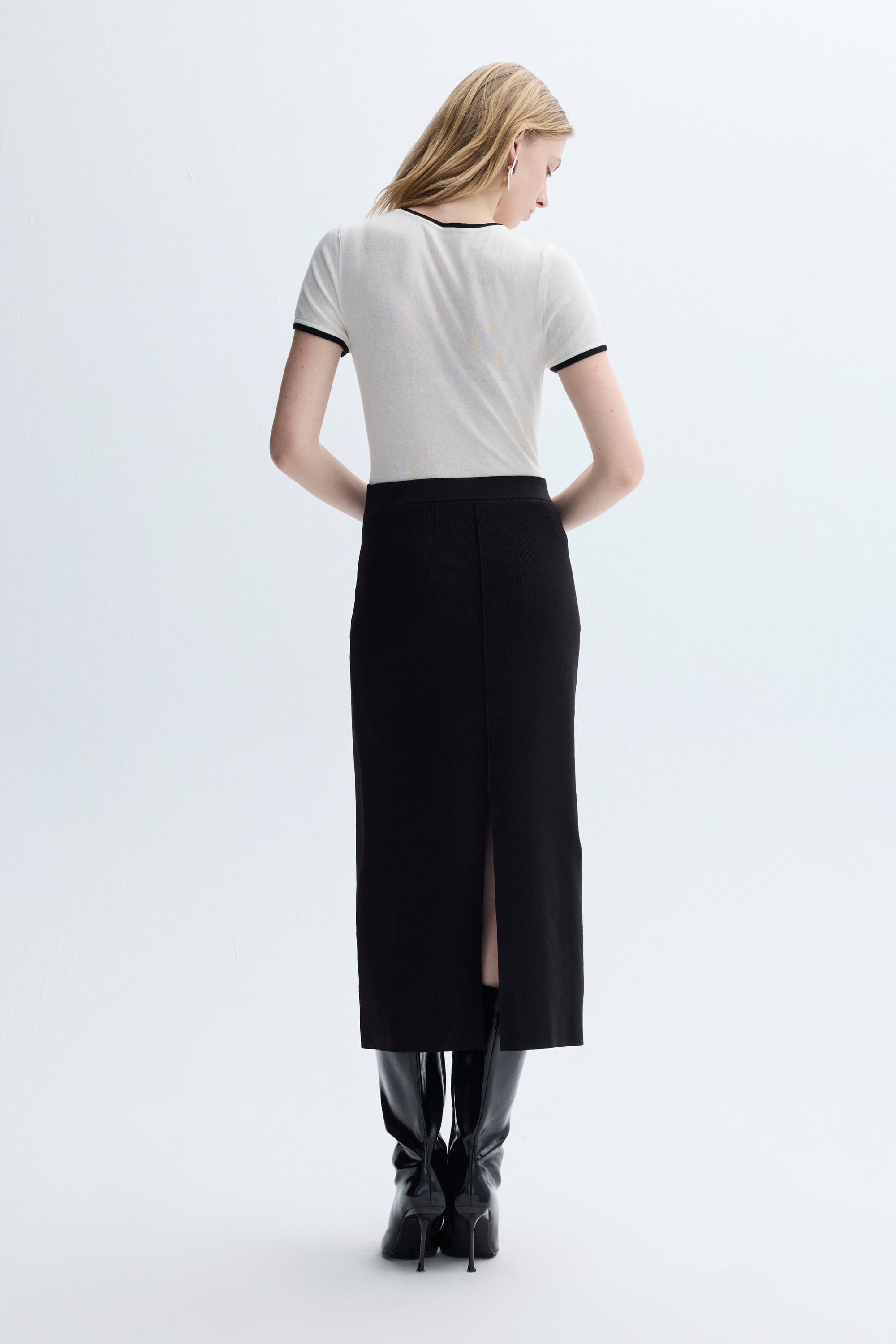 NERVÜR DİKİŞLİ YIRTMAÇLI MİDİ ETEK