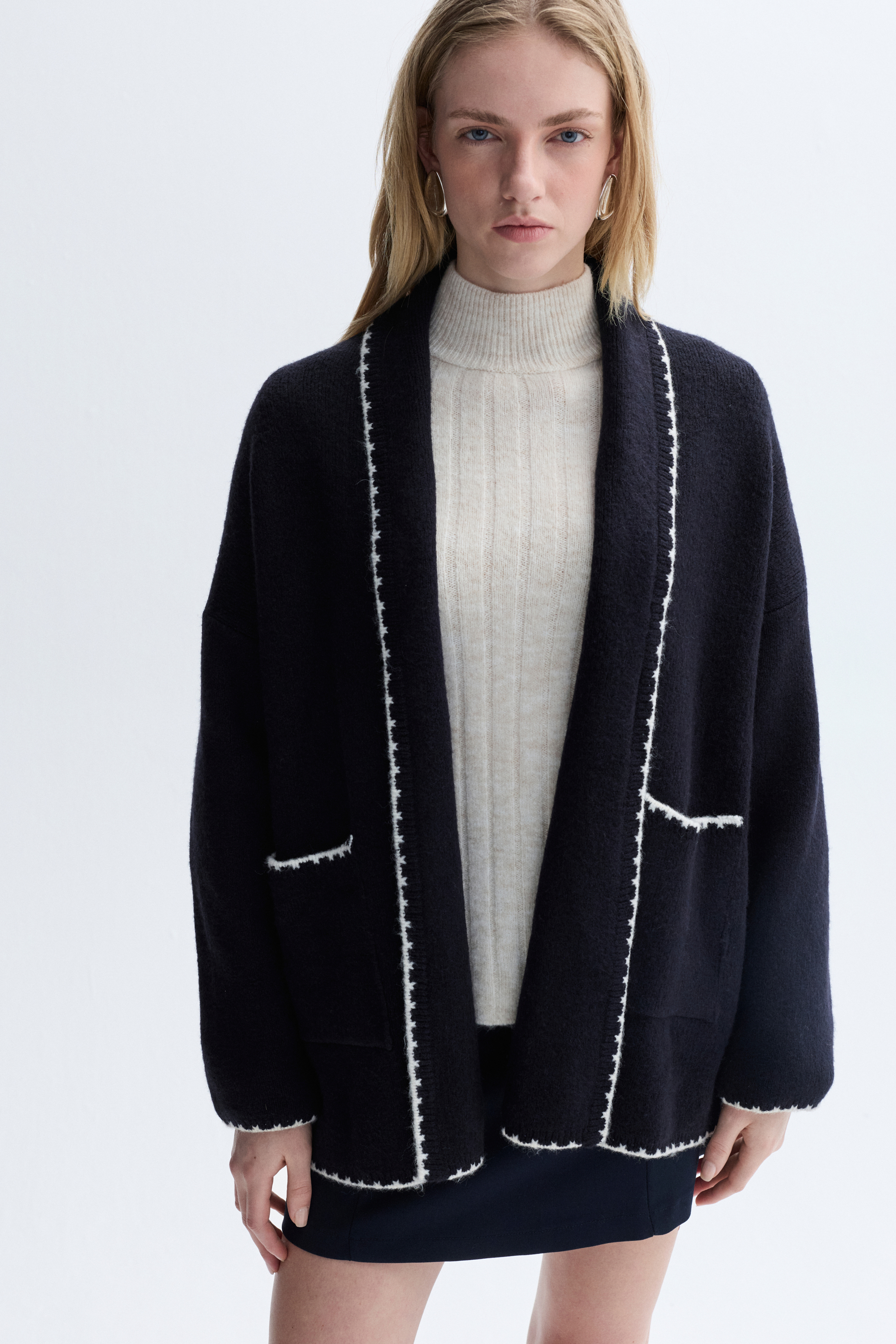 ŞAL YAKA BİYELİ HIRKA