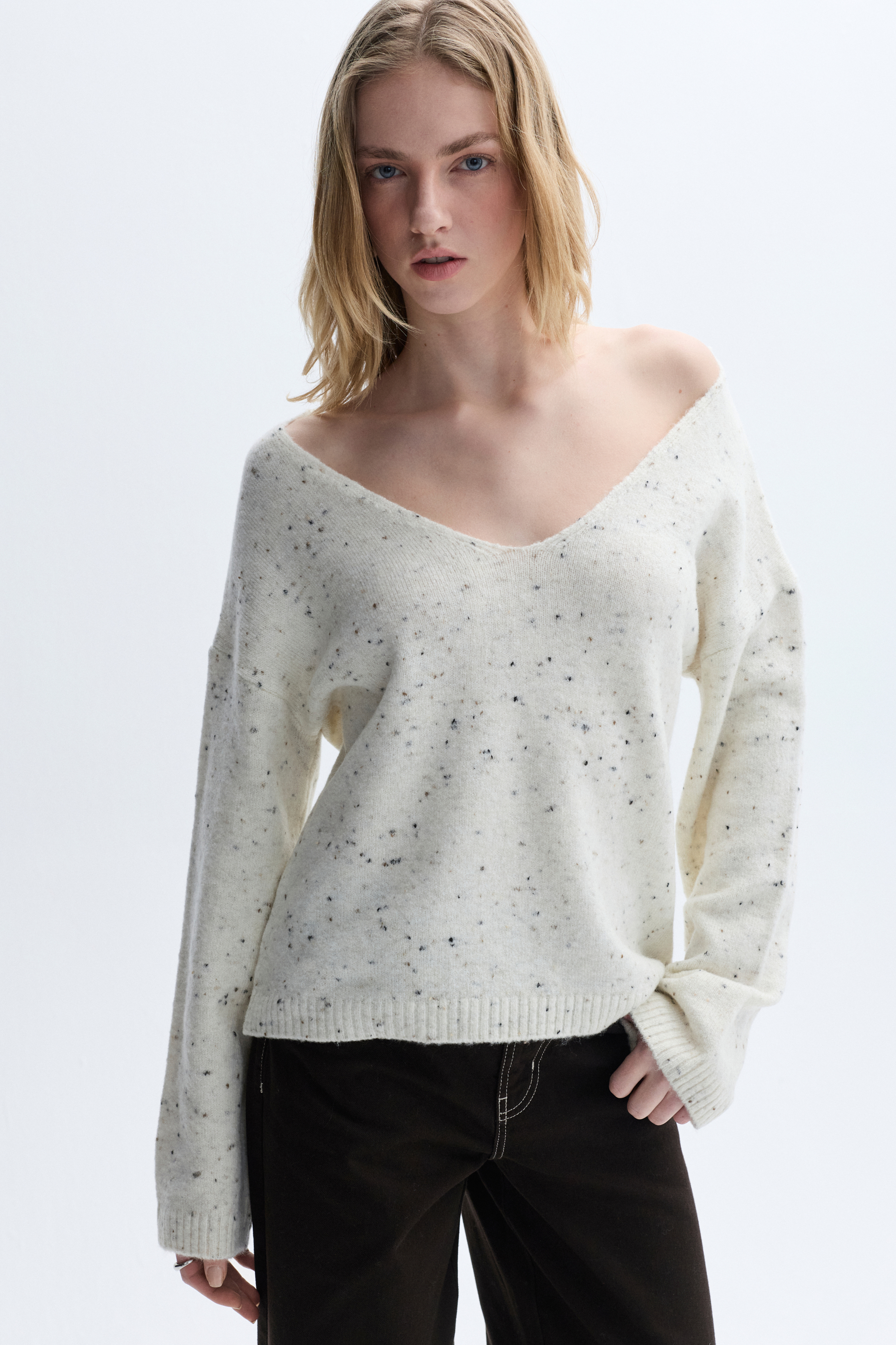 TEKSTÜRLÜ V YAKA LOOSE FIT KAZAK