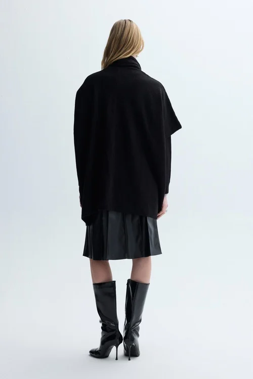 ŞAL YAKA OVERSIZE KISA KOLLU HIRKA