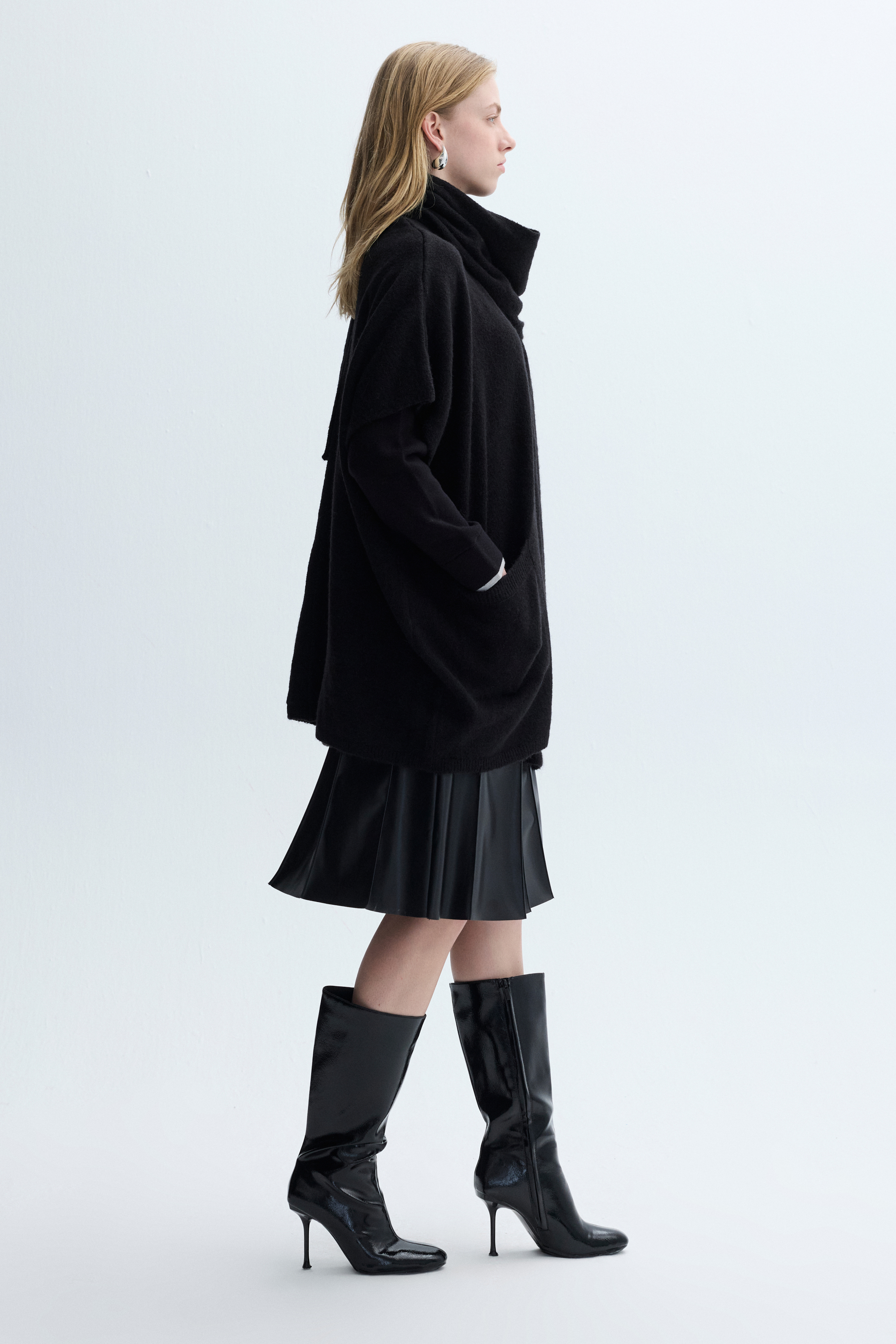 ŞAL YAKA OVERSIZE KISA KOLLU HIRKA