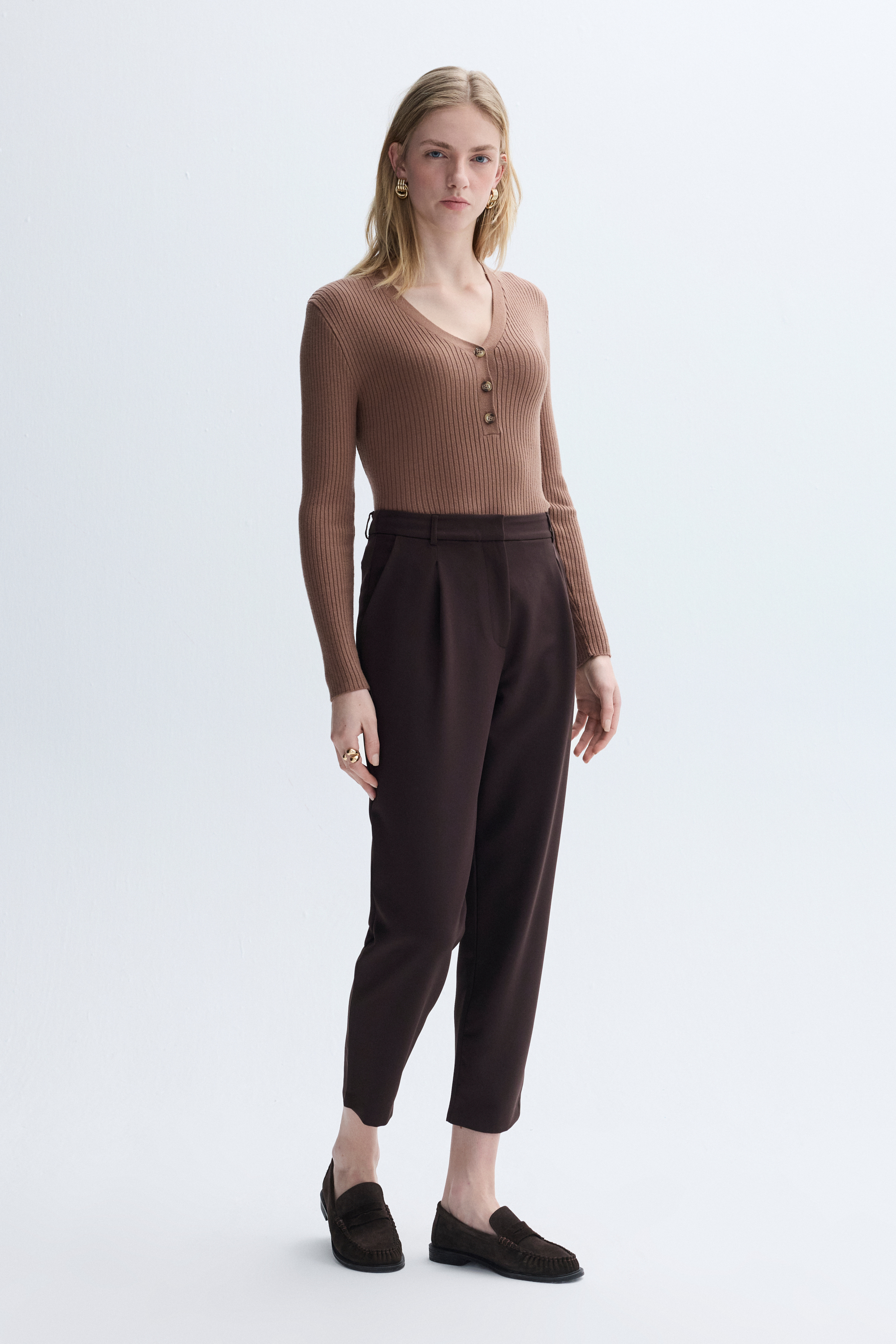 HAVUÇ KESİM PANTOLON