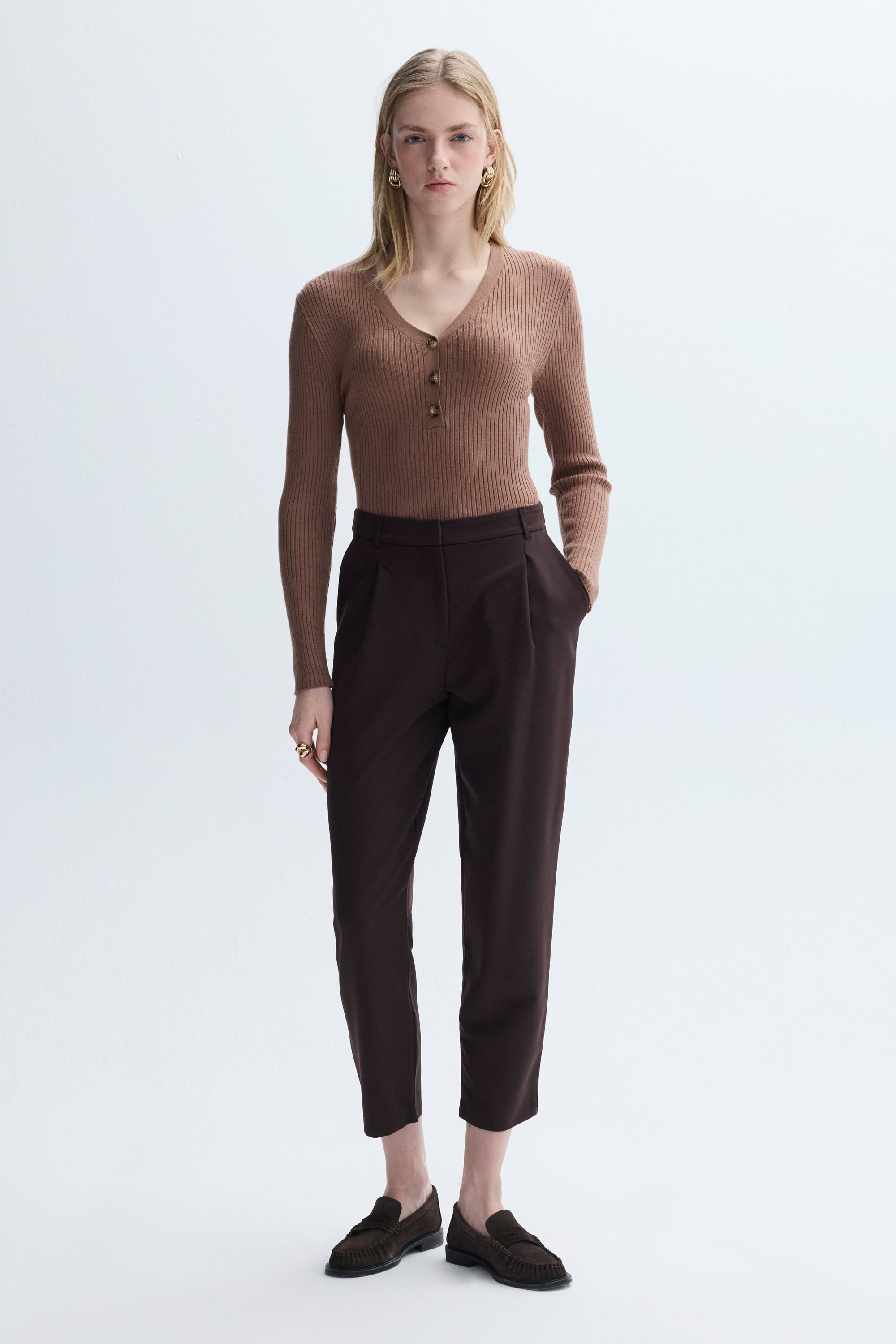 HAVUÇ KESİM PANTOLON