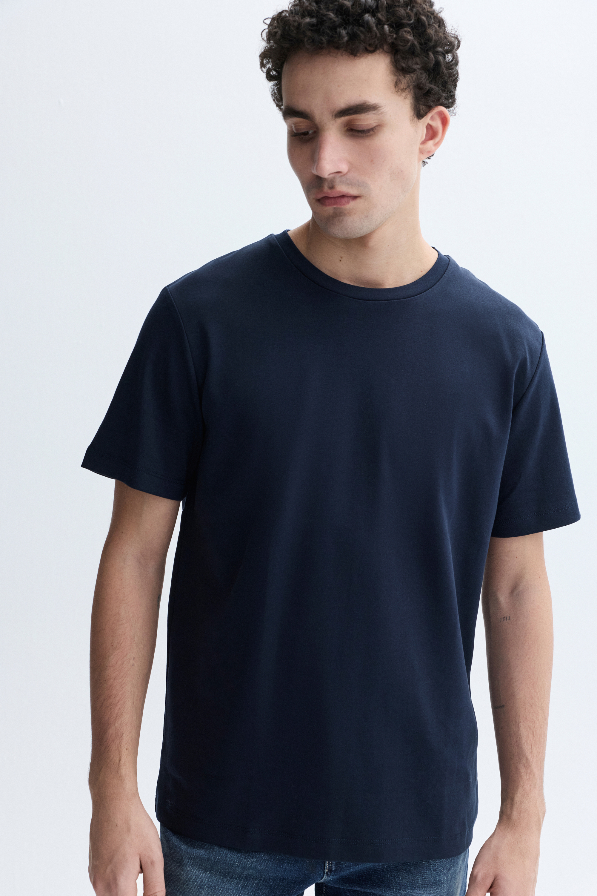 COMFORT FIT BİSİKLET YAKA T-SHIRT