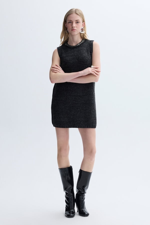 KOLSUZ ÖRME MİNİ ELBİSE