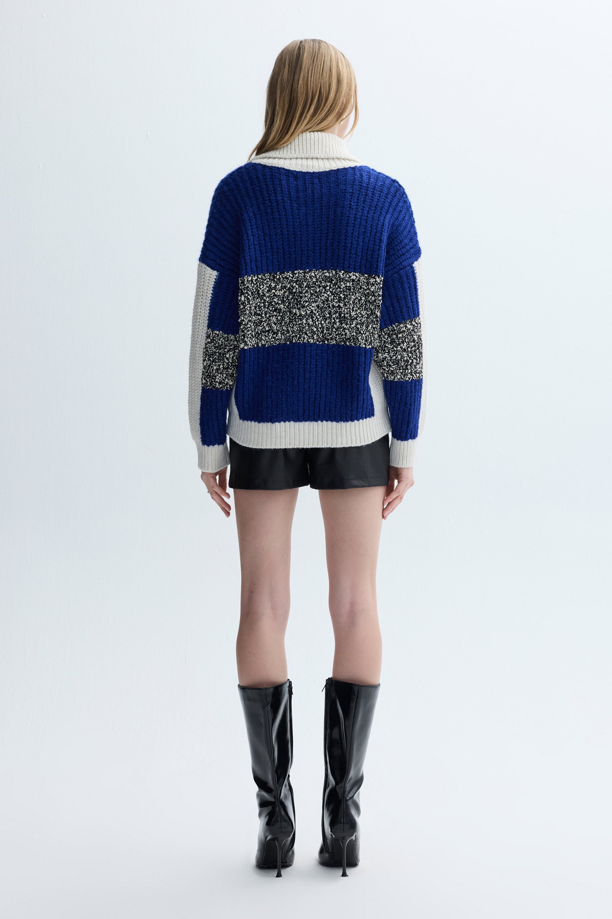 RENK BLOKLU POLO YAKA HIRKA