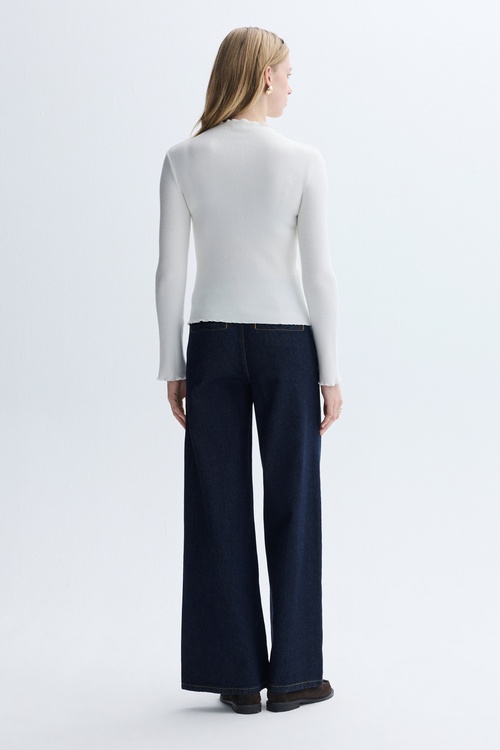 FITTED DİK YAKA UZUN KOLLU T-SHIRT