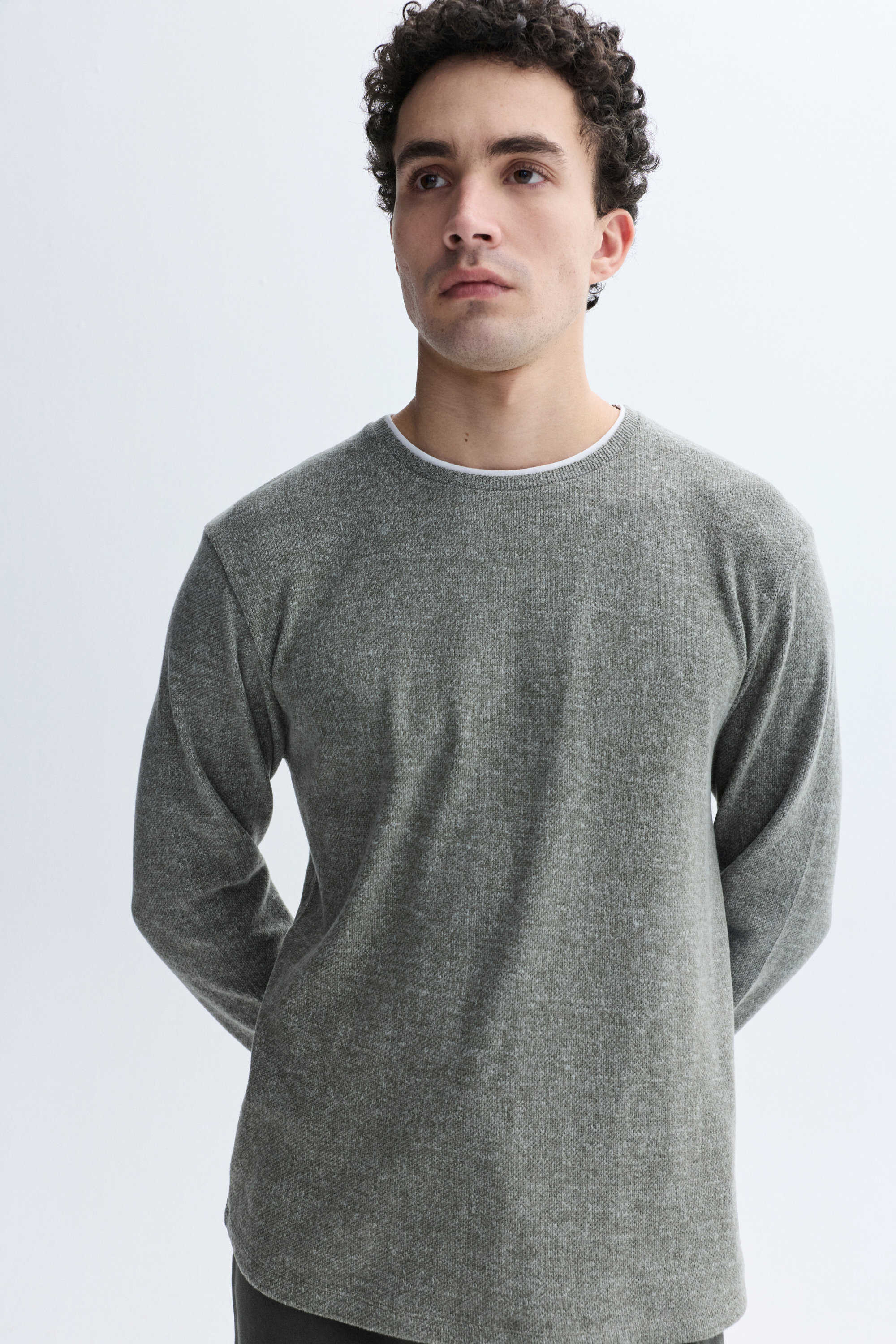 BİSİKLET YAKA SWEATSHIRT