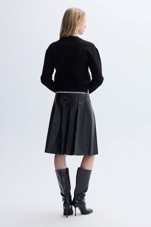 BİSİKLET YAKA TRİKO KAZAK