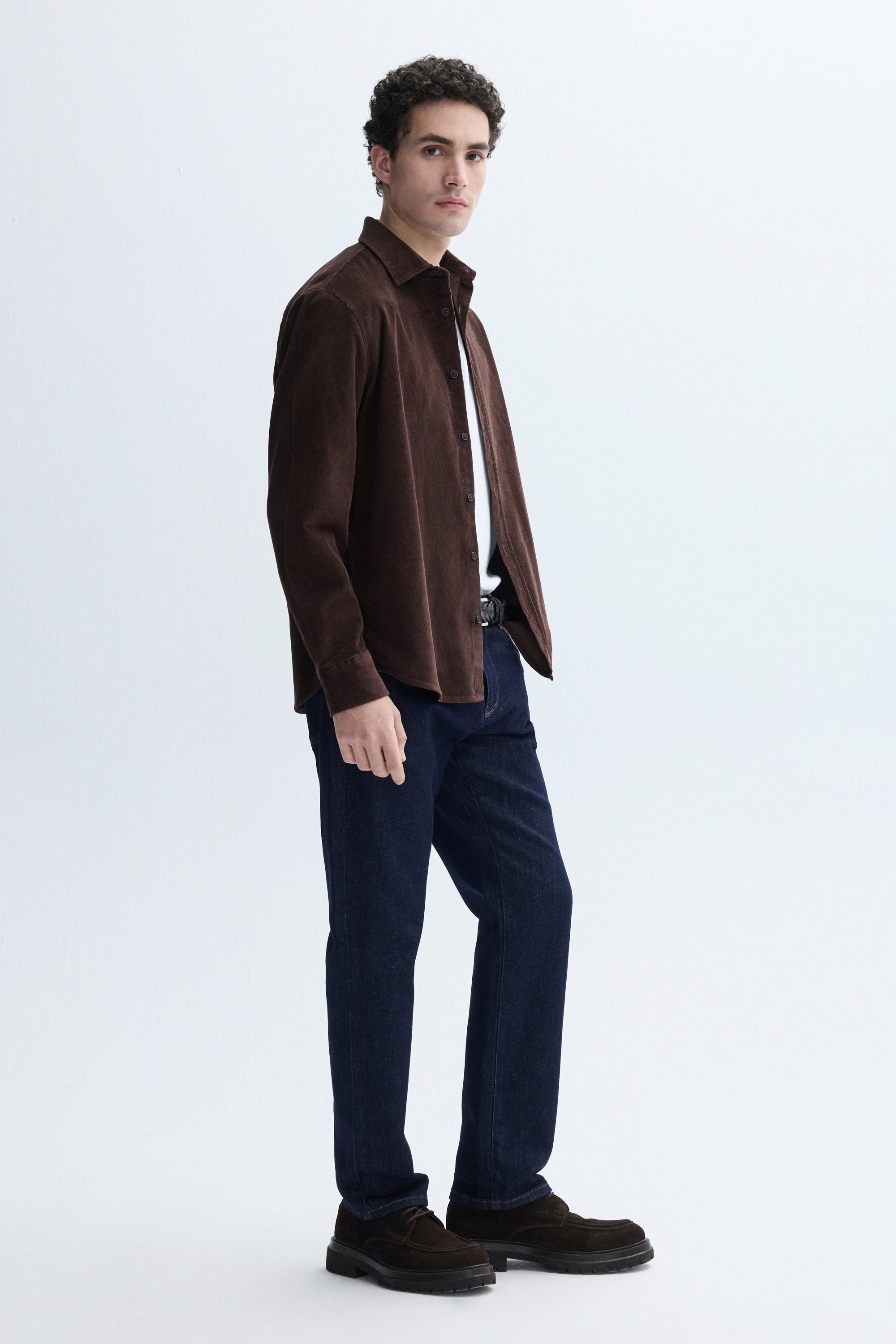 REGULAR FIT UZUN KOLLU KADİFE GÖMLEK