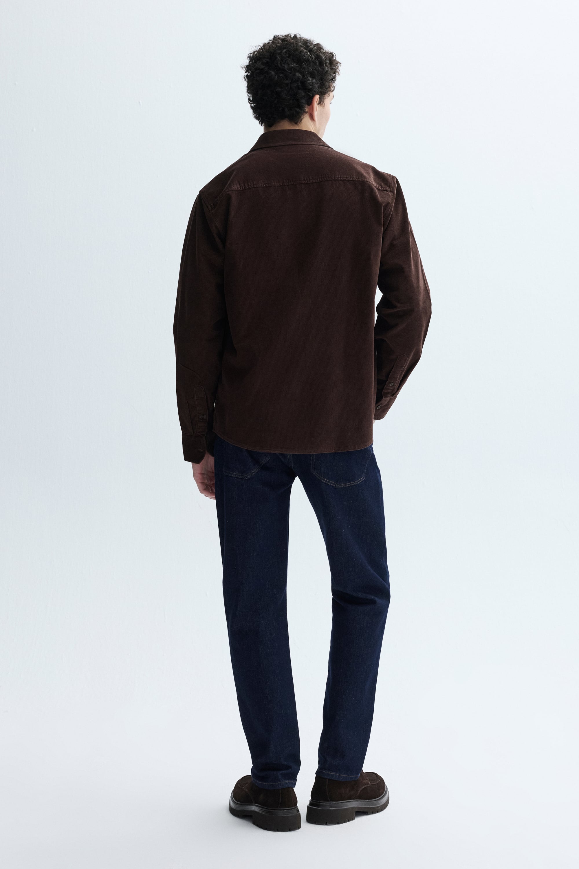 REGULAR FIT UZUN KOLLU KADİFE GÖMLEK