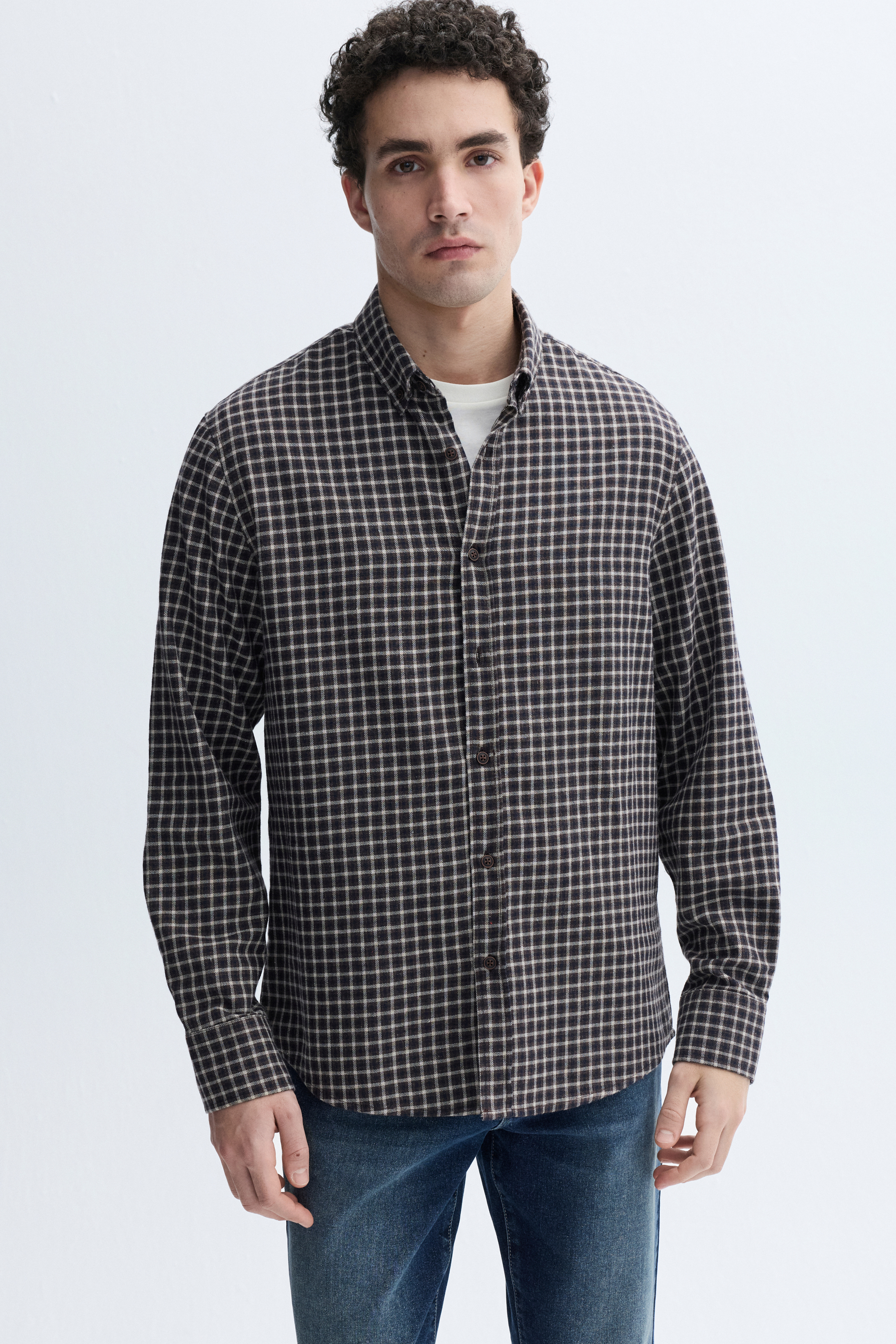 REGULAR FIT EKOSELİ UZUN KOLLU GÖMLEK