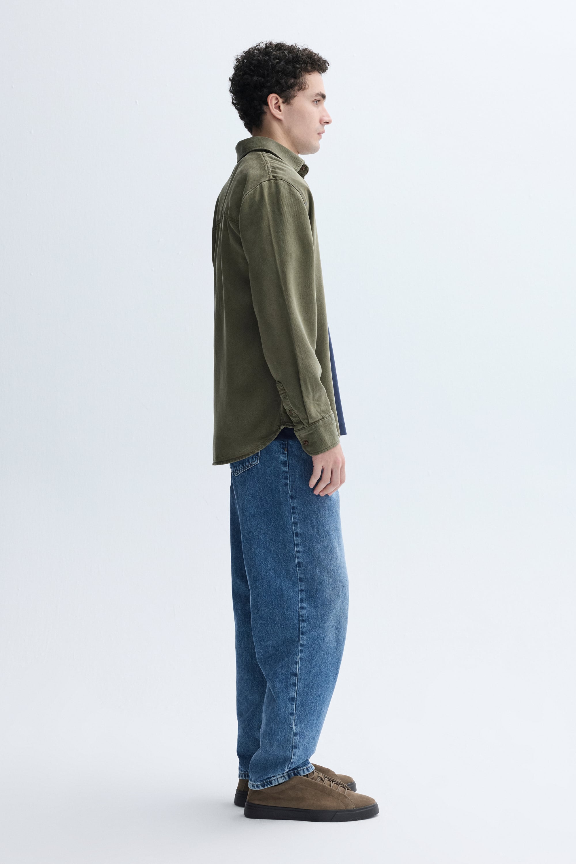 REGULAR FIT UZUN KOLLU LİYOSEL GÖMLEK