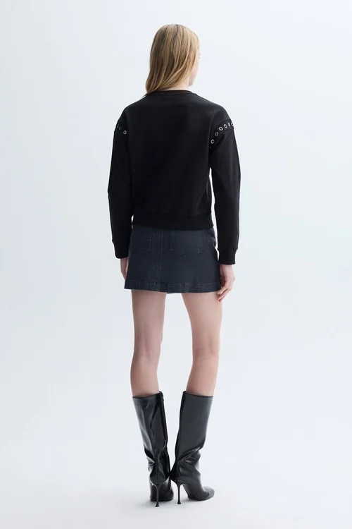  KUŞ GÖZÜ DETAYLI BİSİKLET YAKA SWEATSHIRT